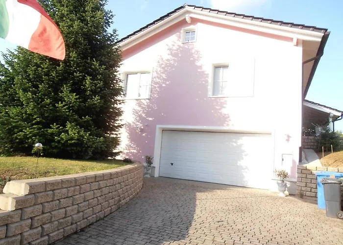 Schoene Moderne Wohnung