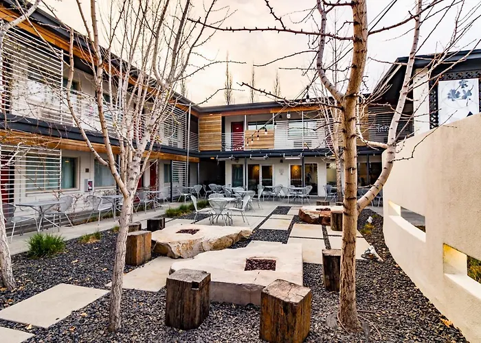 Family Hotel: Modern Hotel