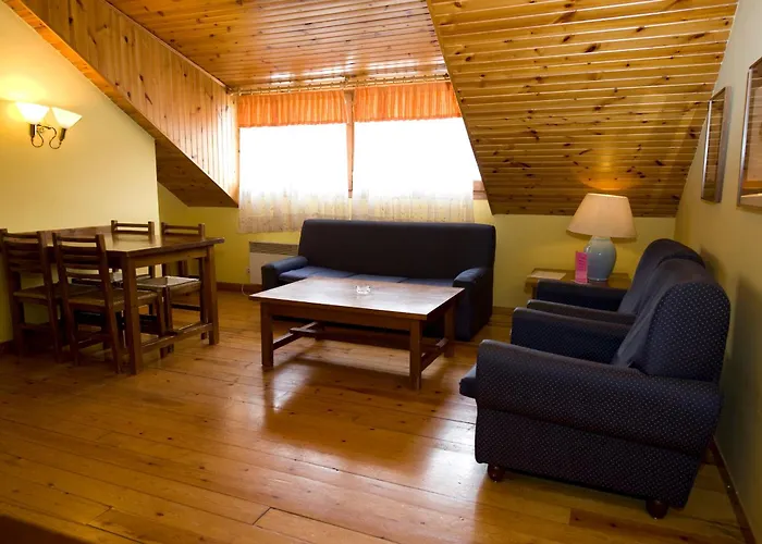 Apartamentos Pessets Adelaida