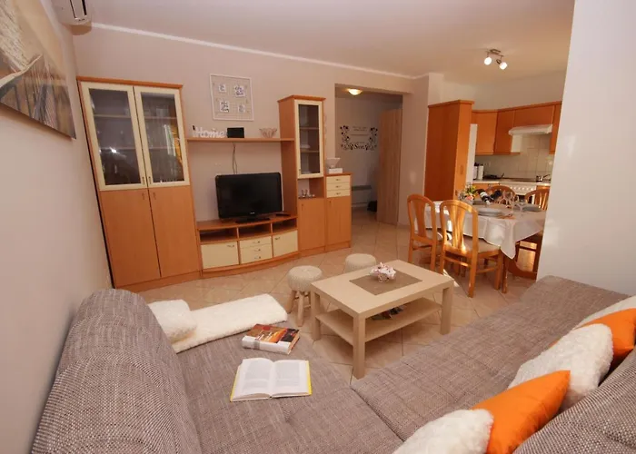 Apartment Ely