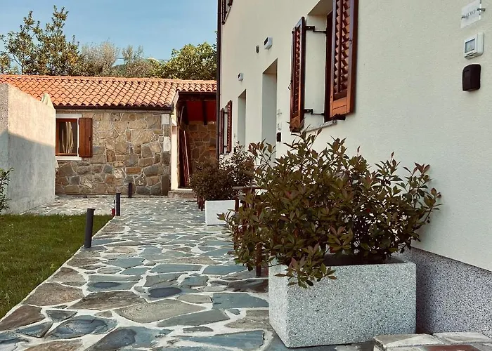 Zaro Apartments