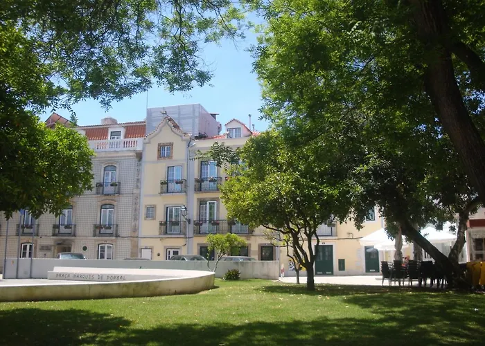 Apartamento No Centro Historico De Setubal