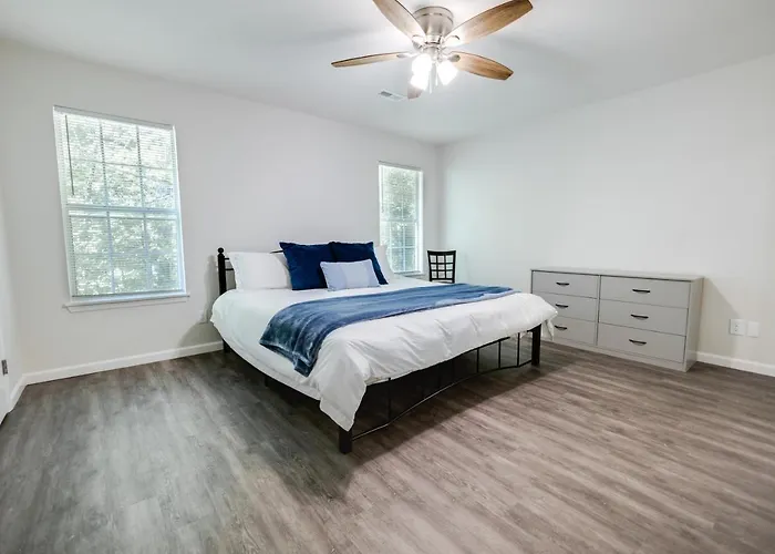 Trailside Townhouse - Close To Downtown & Bike Trails