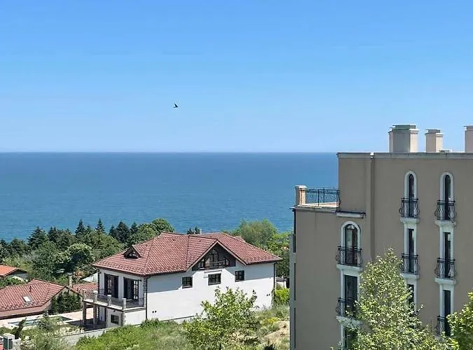 Nieli-1 Sp Apartments