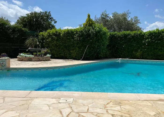 2 Pieces Dans Villa Avec Piscine & Parking -Cannes A 10 Mns