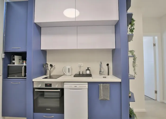 Cozy And Stylish 1-Bedroom Apartment
