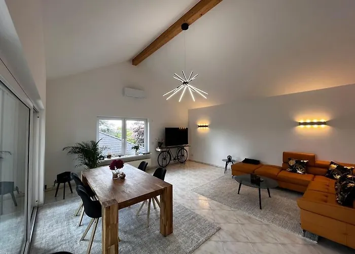Klimatisiertes Premium-Apartment - 110 Qm - Ruhige Lage In Heilbronn - Sued-Balkon - Kostenloser Parkplatz - Wlan