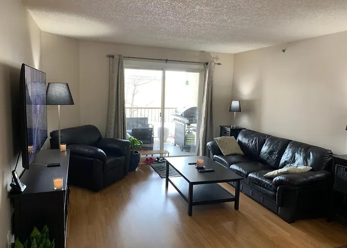 Chris Cozy Condo Cw #205 Edmonton