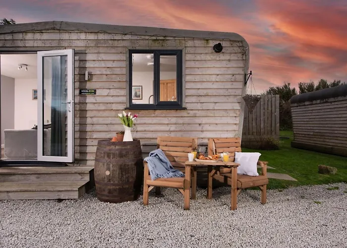 Wheal Rose -Beautifully Fitted Lodge Helston Cornwall