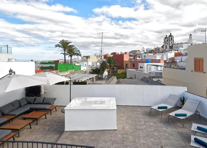 Casa Verde Comfortable Air-Conditioned Modern Apartments (Adults Only)
