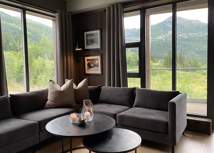 Snoya Lodge