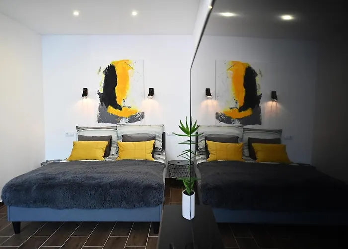 Zora Apartman