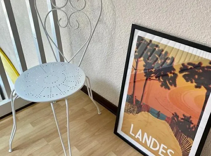 Appartement Moderne Idealement Situe-Parking Privatif-Vue Exceptionnelle