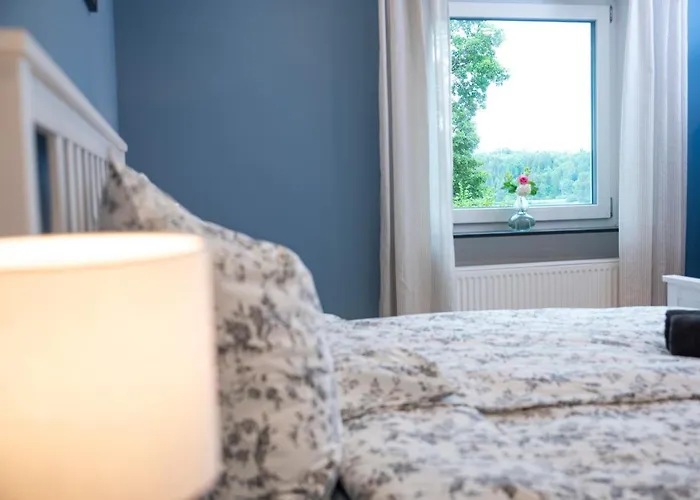 Moderne Wohnung Im Gruenen Mit Privatem Garten
