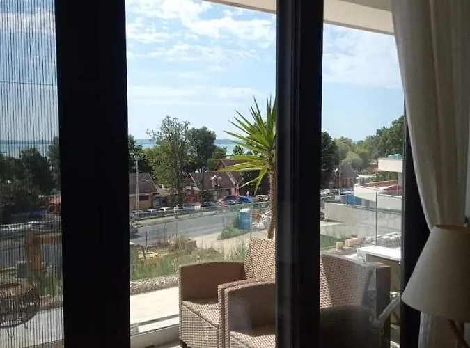 Lakeview Apartman