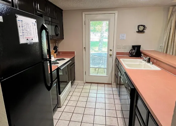 Greens One Vacation Home 32