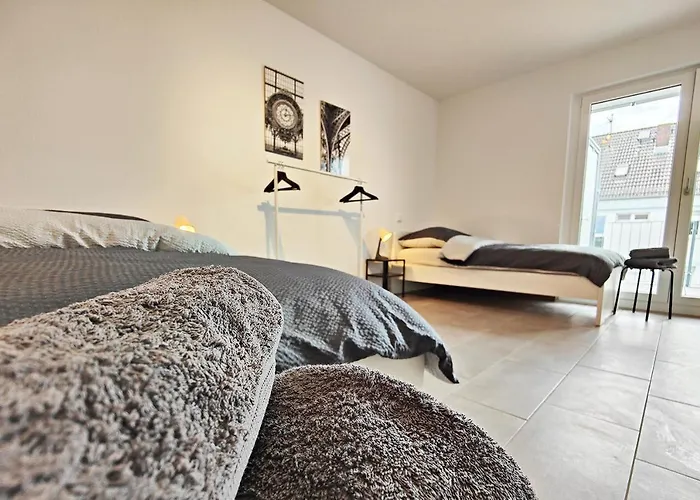 Modern Apartment Near Offenbach In Seligenstadt