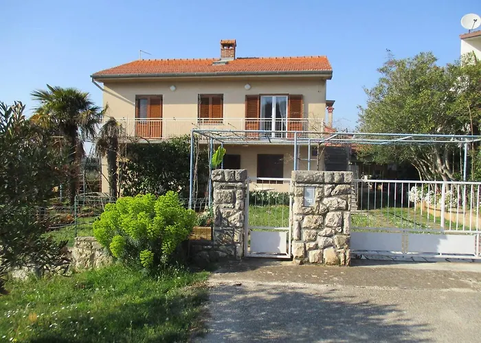 Cosy Studio-Apartment Near The Sea