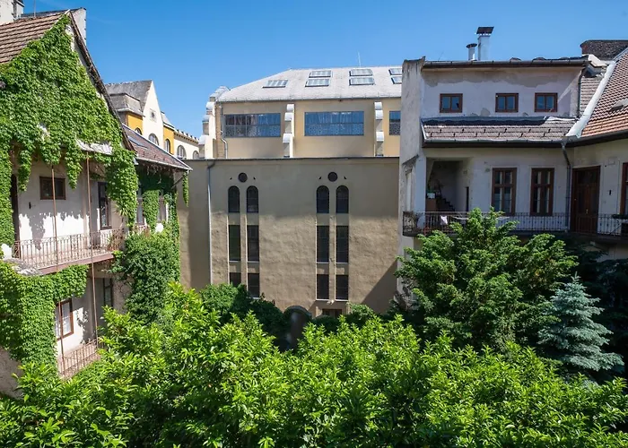 Palms Apartments Budapest By Bookbudapest