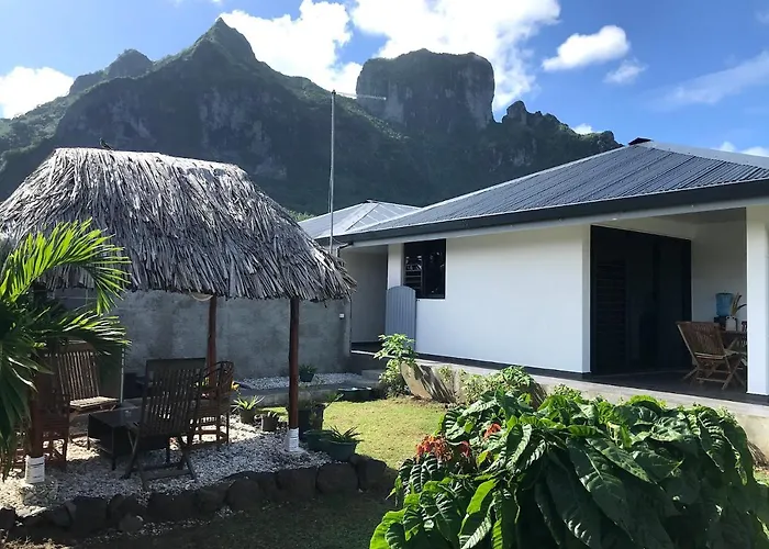 Anaiva Lodge Bora