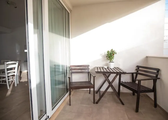 Kaary Bellavita Superior Apartment