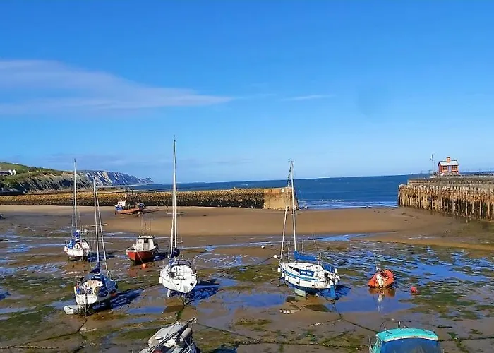 Beautifully Appointed, Period Seaside Apartment
