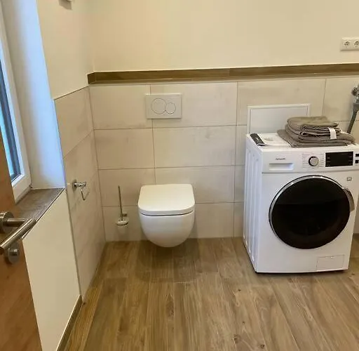 Apartment In Zentraler Lage Mit Privatparkplatz