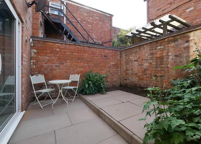Crewe Short Lets 1 Victoria Court, Crewe