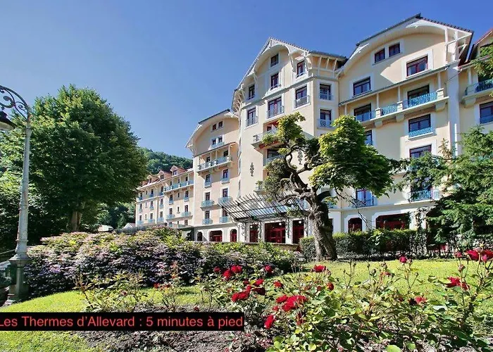 Elegance Contemporaine Pres Des Thermes.