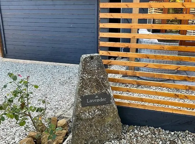 Lavender Cottage - Hillside Holiday Cottages, Cotswolds