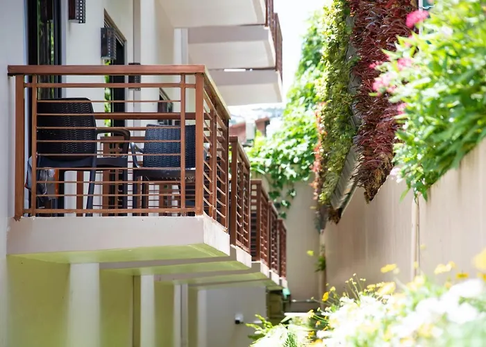 Giraffe Boutique Hotel