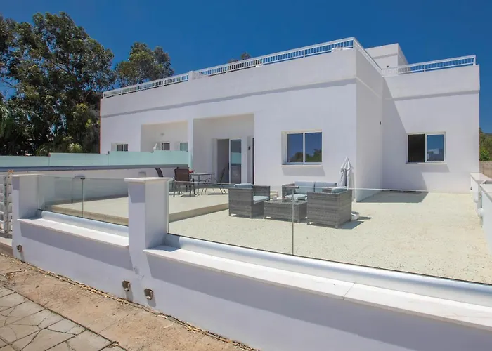 Panayia Sea View Apts