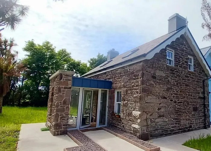Dingle Woodland Cottage