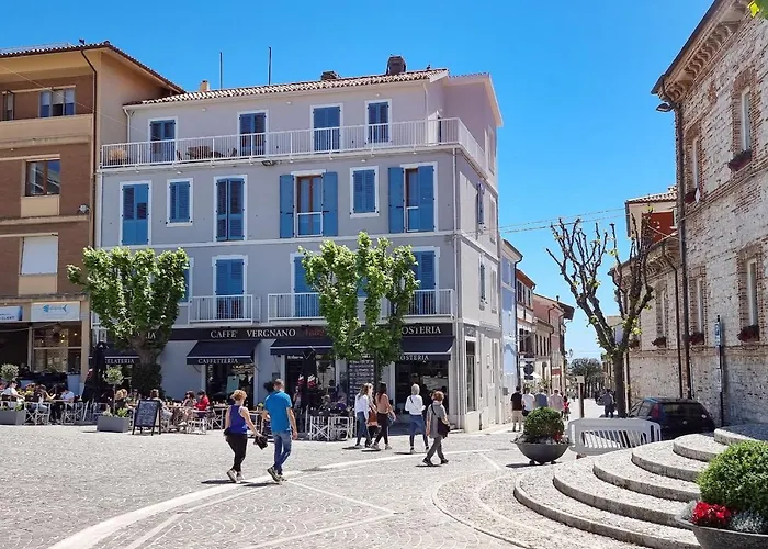 Viverenumana Appartamenti La Tua Casa In Centro A Pochi Passi Dal Mare