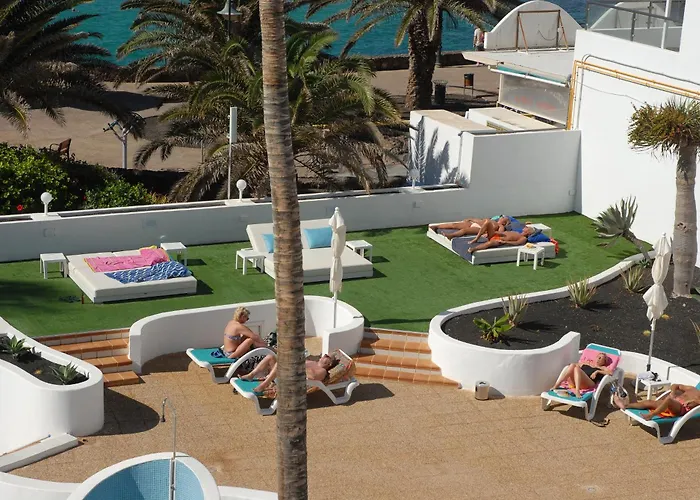 Neptuno Suites - Adults Only