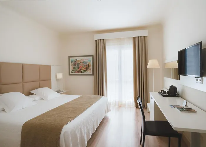 Pirineos Figueres By Pierre&Vacances