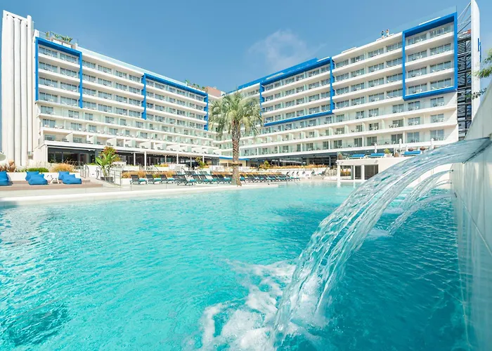 L'Azure 4* Sup