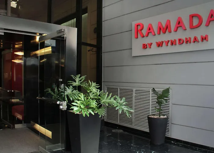  Ramada by Wyndham Buenos Aires Centro