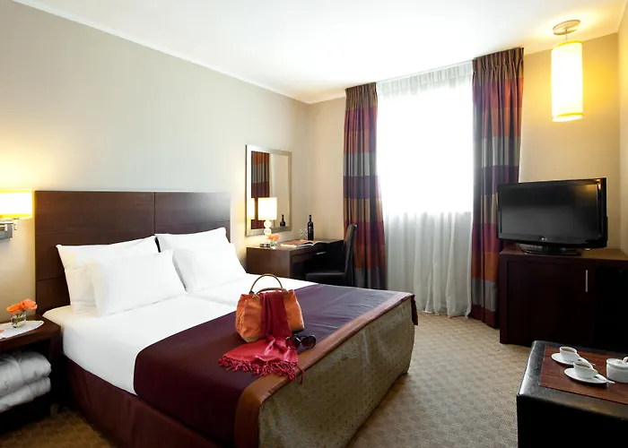 Prima Royale Hotel