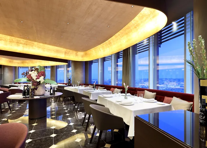 Romantic hotels Eurostars Torre Sevilla