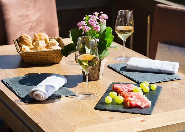 Hotel Ping Pong: Les Loges Blanches Megève
