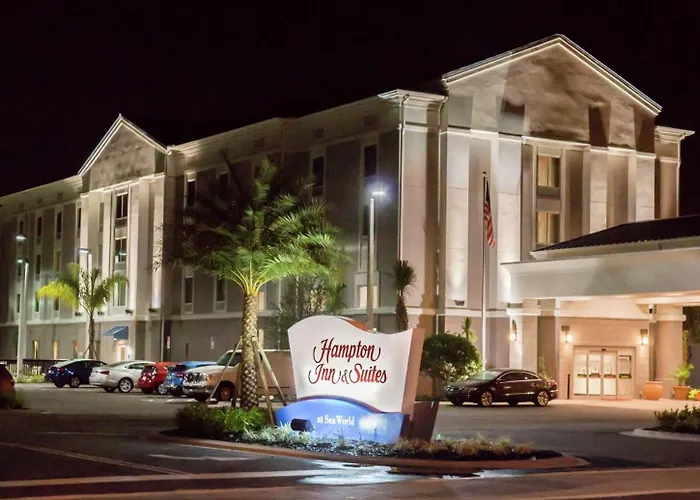 Hampton Inn&Suites Orlando near SeaWorld