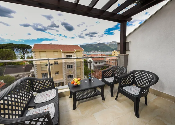 Sea Point Apartments Tivat