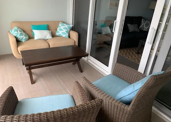 Dramatic Views From This Spacious 1Bd 1Bth