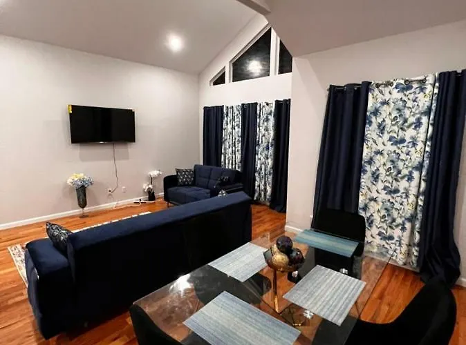 Springview Homes 12Mins From Ewr & 3 Mins From University Hospital