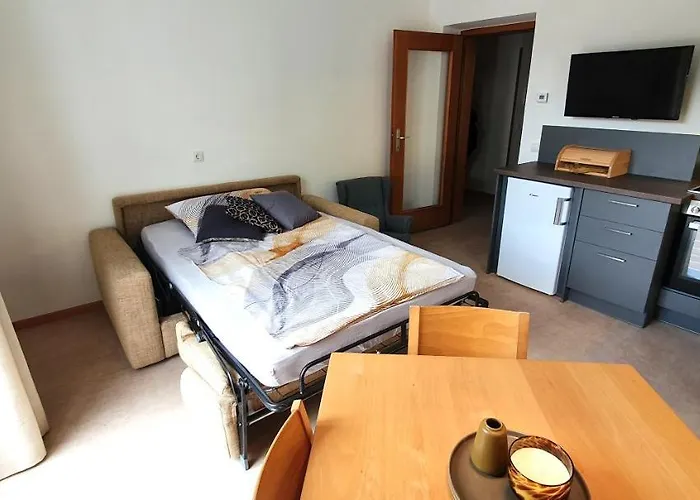 Zweizimmer-Wohnung Mit Parkgarage