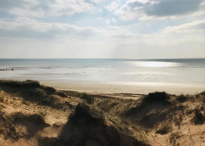 Standing Et Ocean A 50M, Appartement De L'Oasis