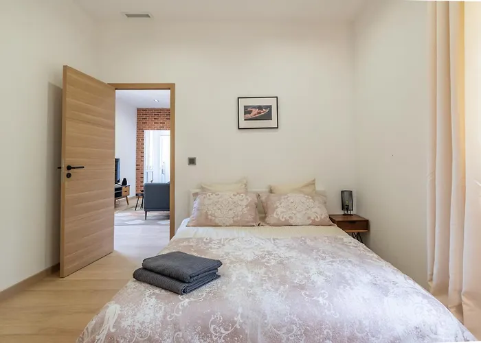 Superbe Appartement Avec Balcon Proche Monaco