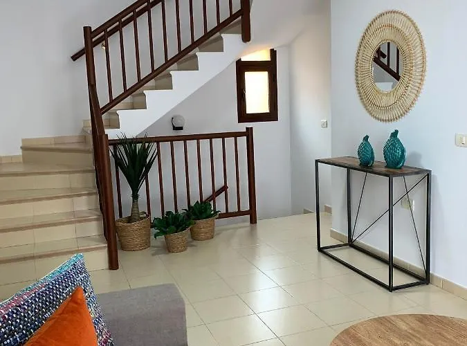 Apartamentos Los Catorce, EL Hierro