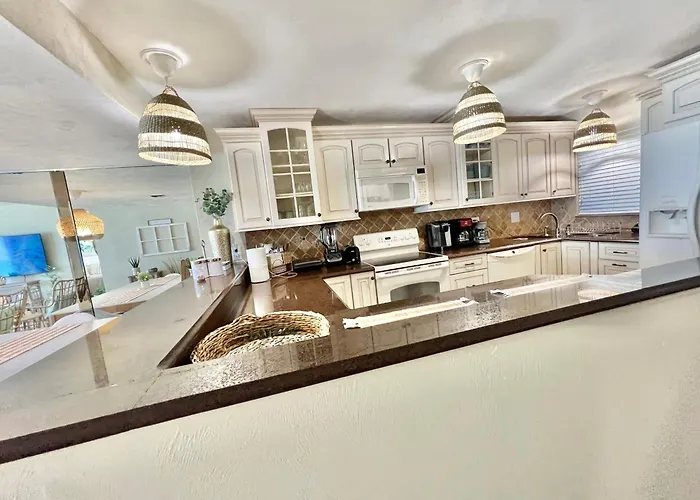 Penthouse Beach Oasis 704 Lovely Daytona Ocean Front Incredible Ocean View